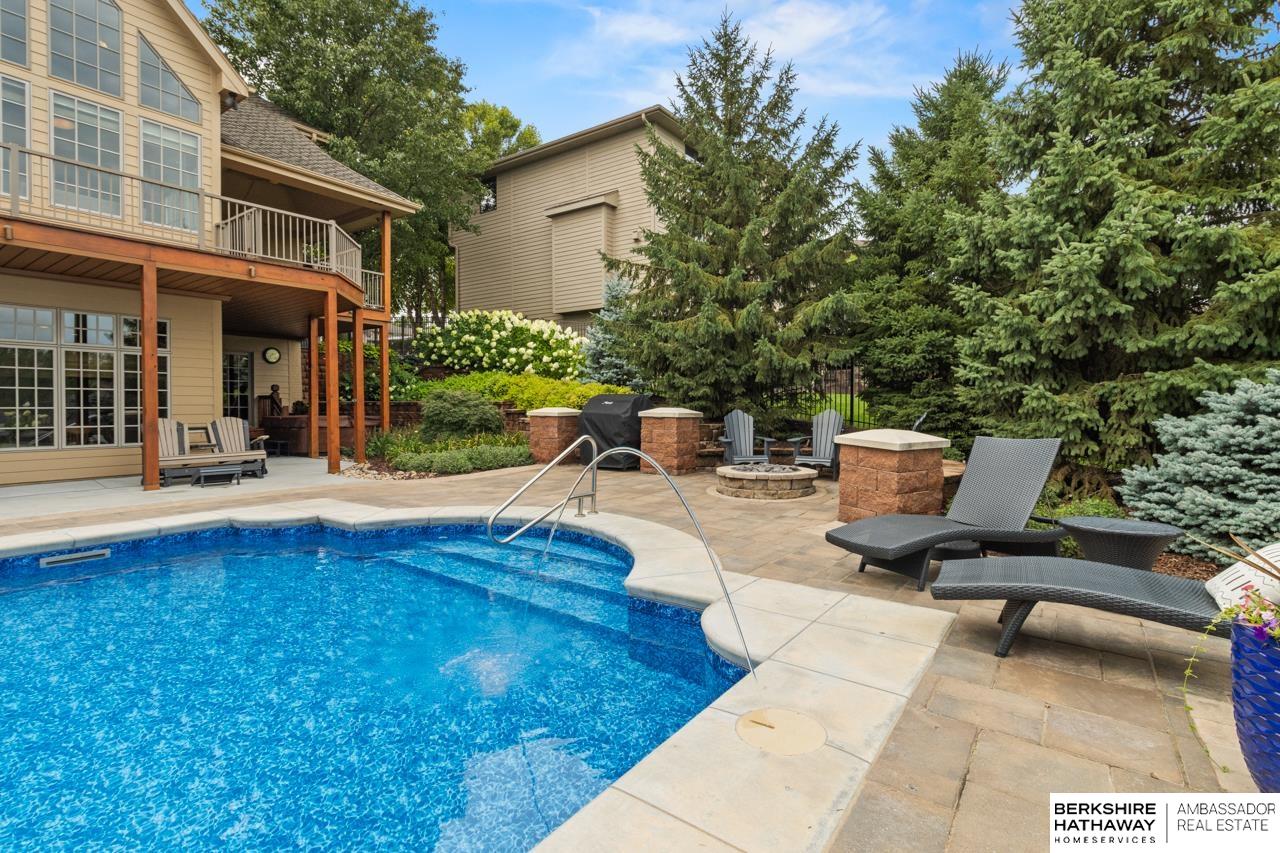 Elkhorn, Nebraska 68022, United States, 4 Bedrooms Bedrooms, ,4 BathroomsBathrooms,Residential,Active,182499