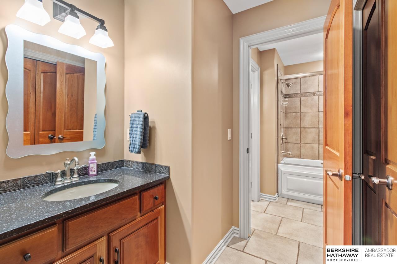 Elkhorn, Nebraska 68022, United States, 4 Bedrooms Bedrooms, ,4 BathroomsBathrooms,Residential,Active,182499