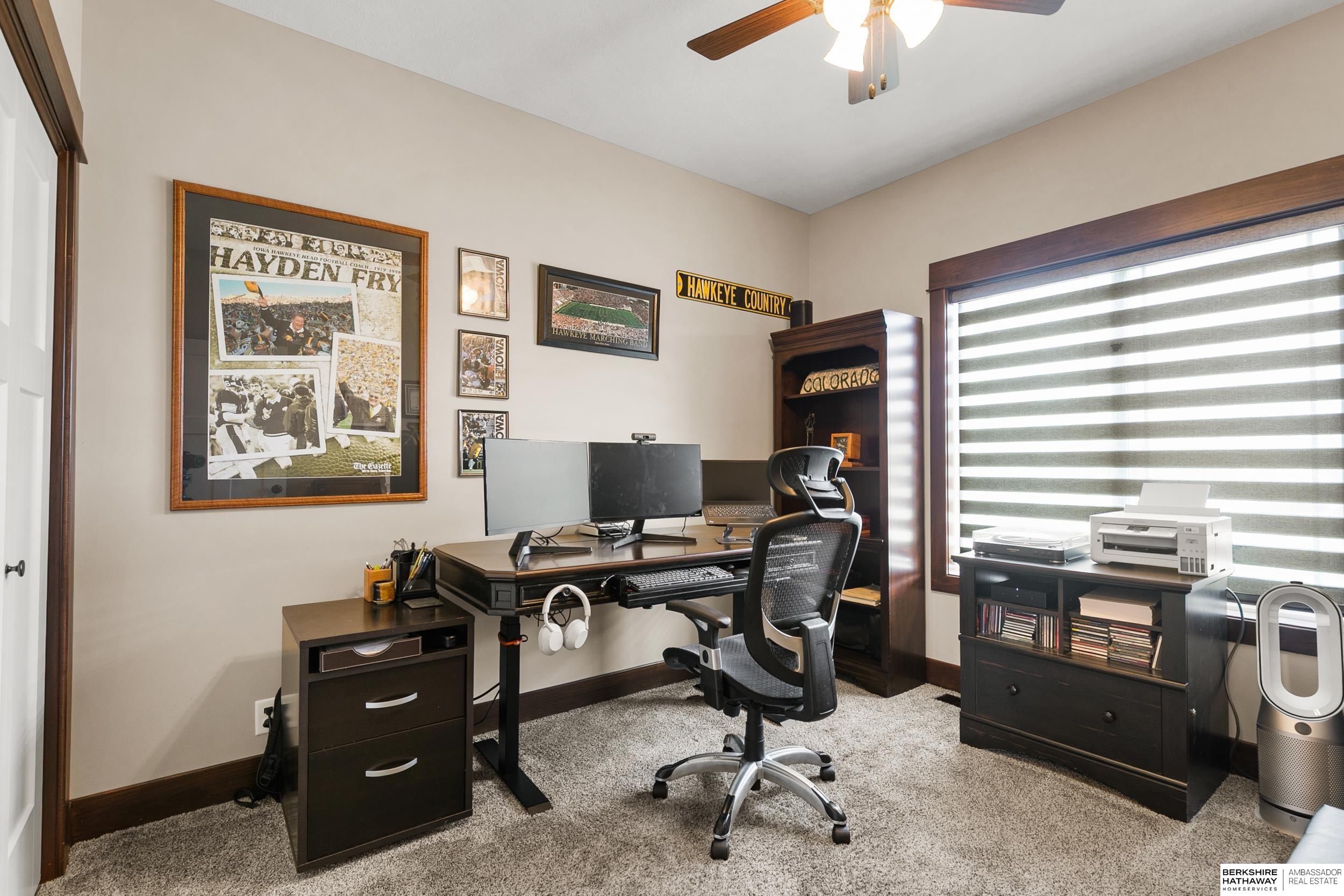 Lincoln, Nebraska 68516, United States, 5 Bedrooms Bedrooms, ,3 BathroomsBathrooms,Residential,Pending,213042