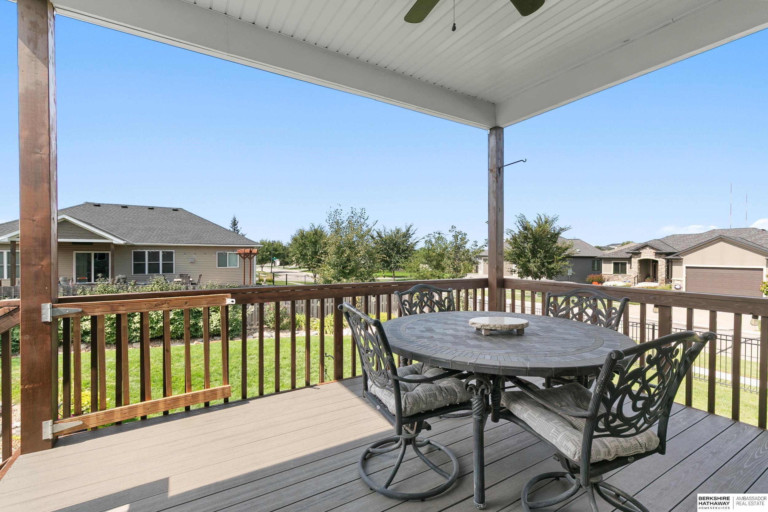 Lincoln, Nebraska 68516, United States, 5 Bedrooms Bedrooms, ,3 BathroomsBathrooms,Residential,Pending,213042