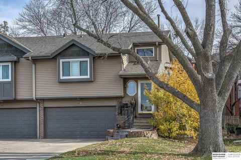 Photo of 6617 S 108th Avenue, Omaha, NE 68137 (MLS # 22532439)