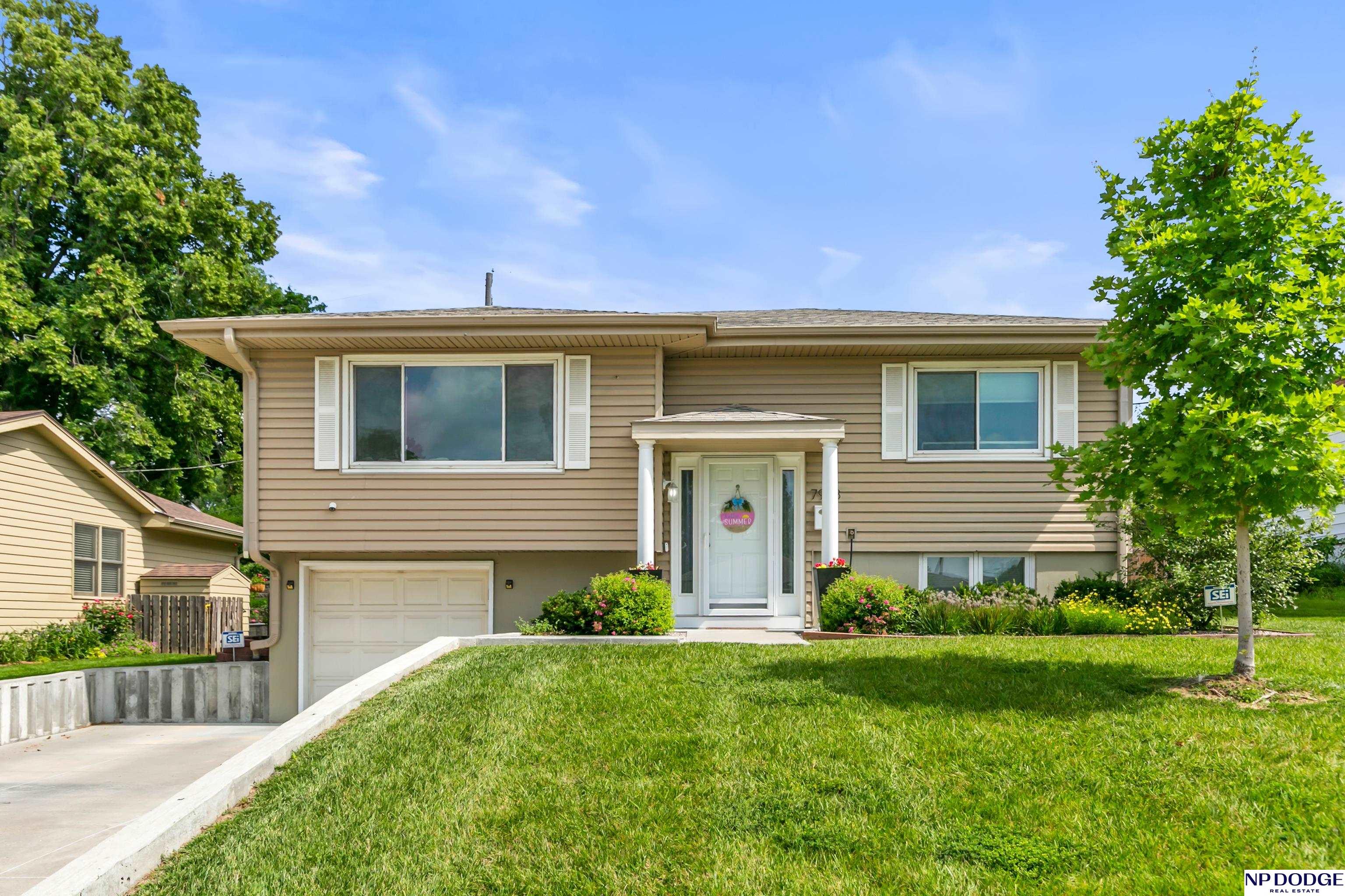 Photo 1 of 31 — 7908 Pasadena Avenue, Omaha, NE 68124