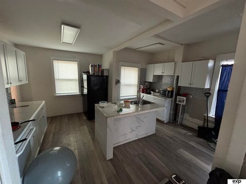 Photo of 2216 Evans Street, Omaha, NE 68110 (MLS # 22601828)