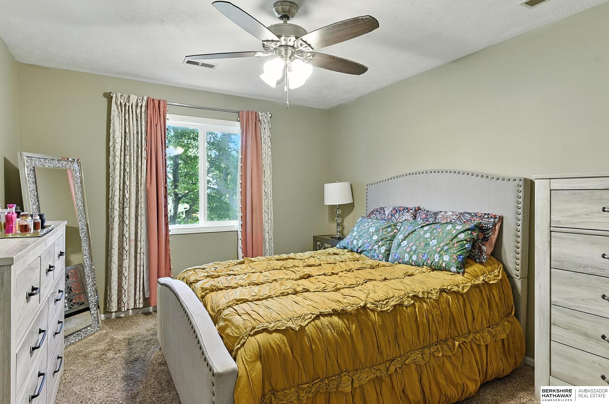 Omaha, Nebraska 68132, United States, 3 Bedrooms Bedrooms, ,3 BathroomsBathrooms,Residential,Active,177963