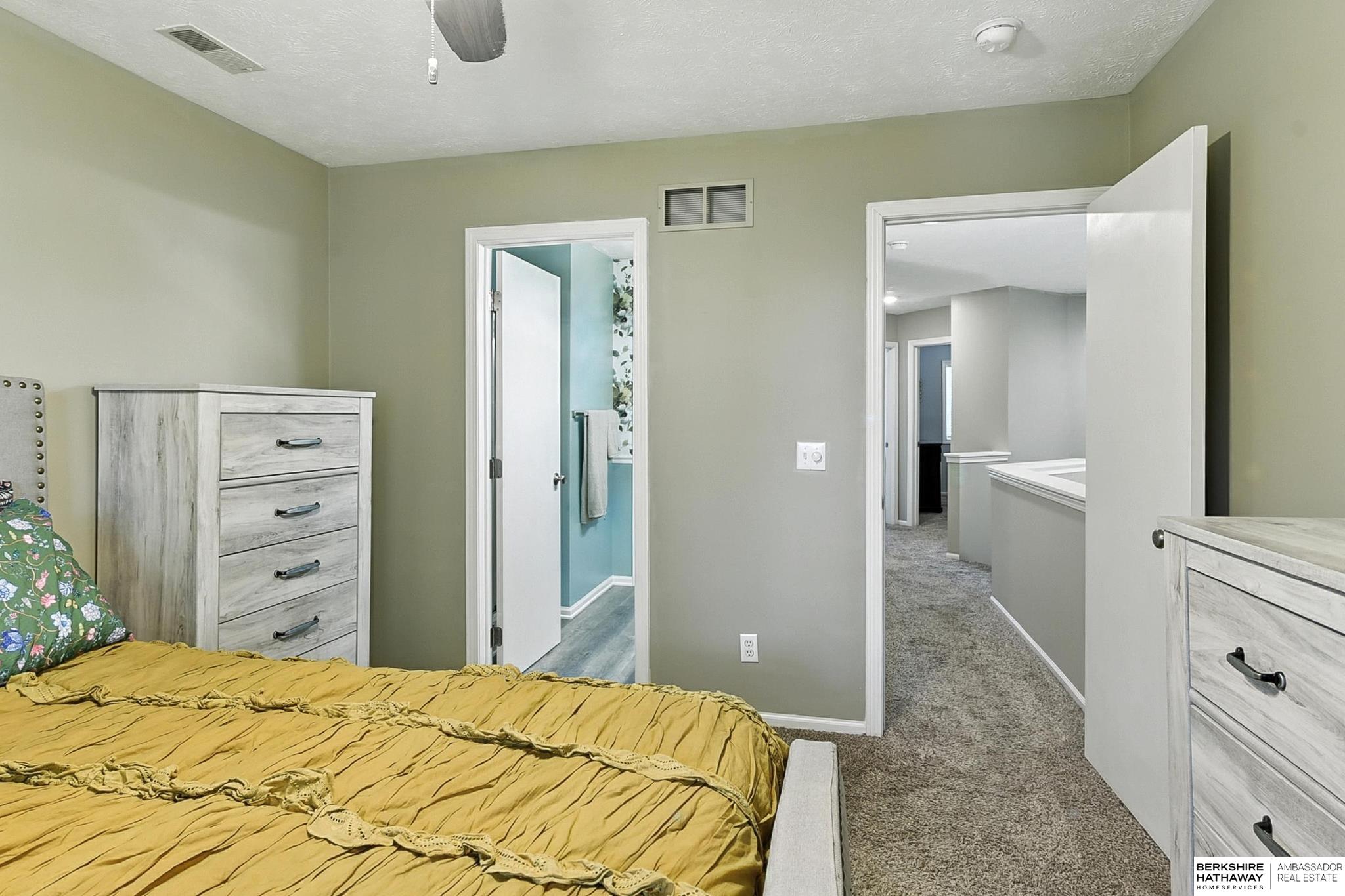 Omaha, Nebraska 68132, United States, 3 Bedrooms Bedrooms, ,3 BathroomsBathrooms,Residential,Active,177963