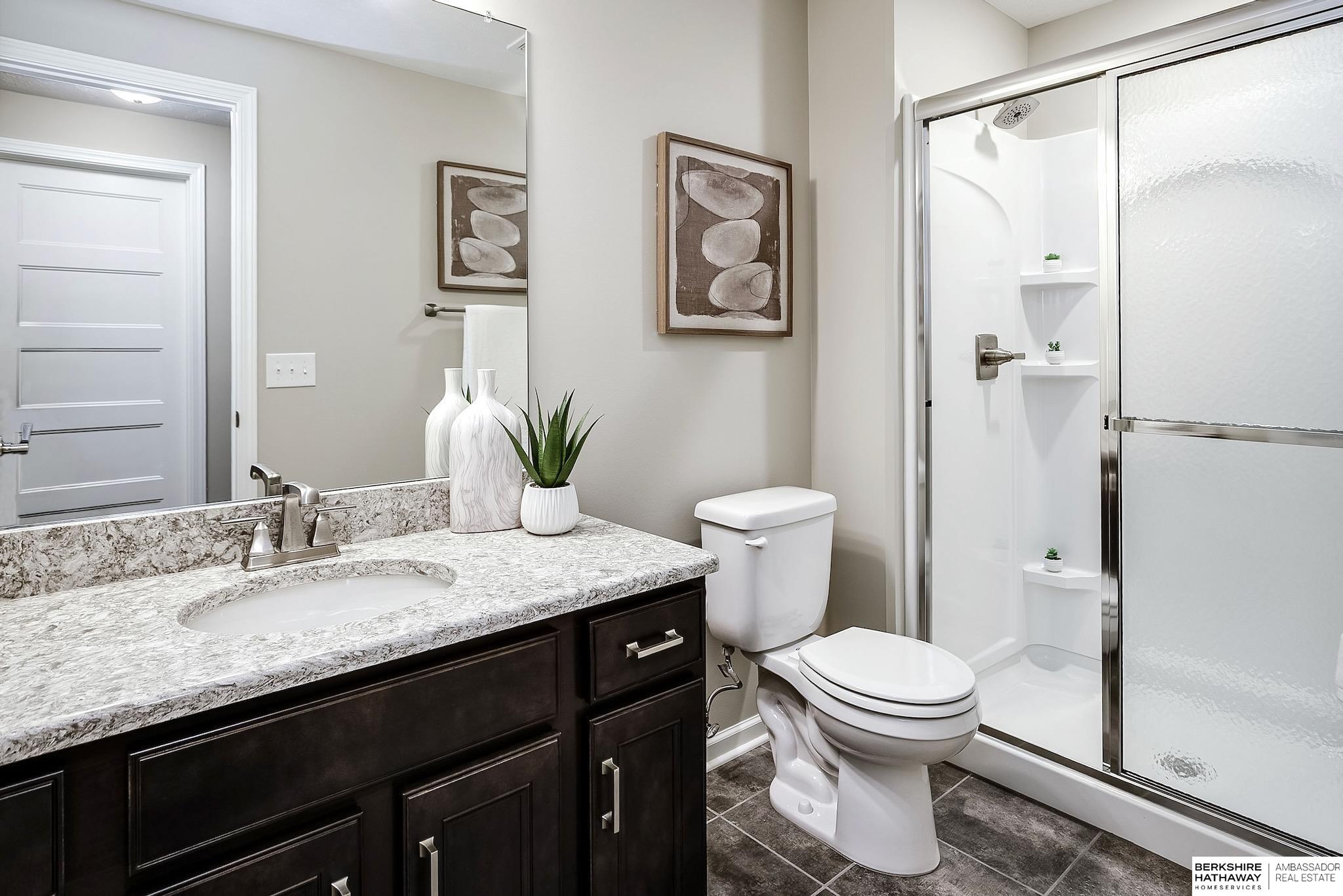 Gretna, Nebraska 68028, United States, 4 Bedrooms Bedrooms, ,3 BathroomsBathrooms,Residential,Pending,195782