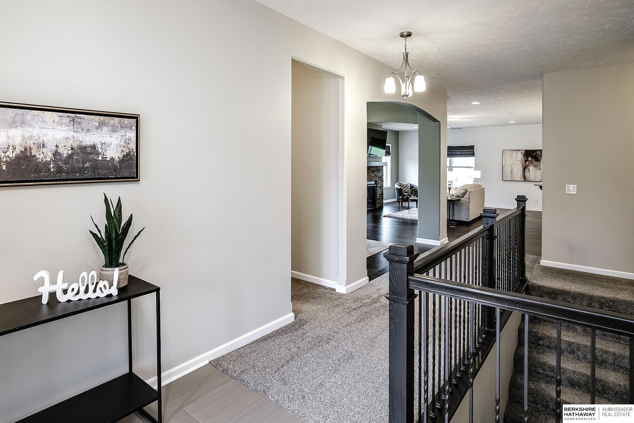 Gretna, Nebraska 68028, United States, 4 Bedrooms Bedrooms, ,3 BathroomsBathrooms,Residential,Pending,195782