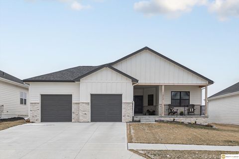 Photo of 11711 S 189 Street, Gretna, NE 68028 (MLS # 22607867)