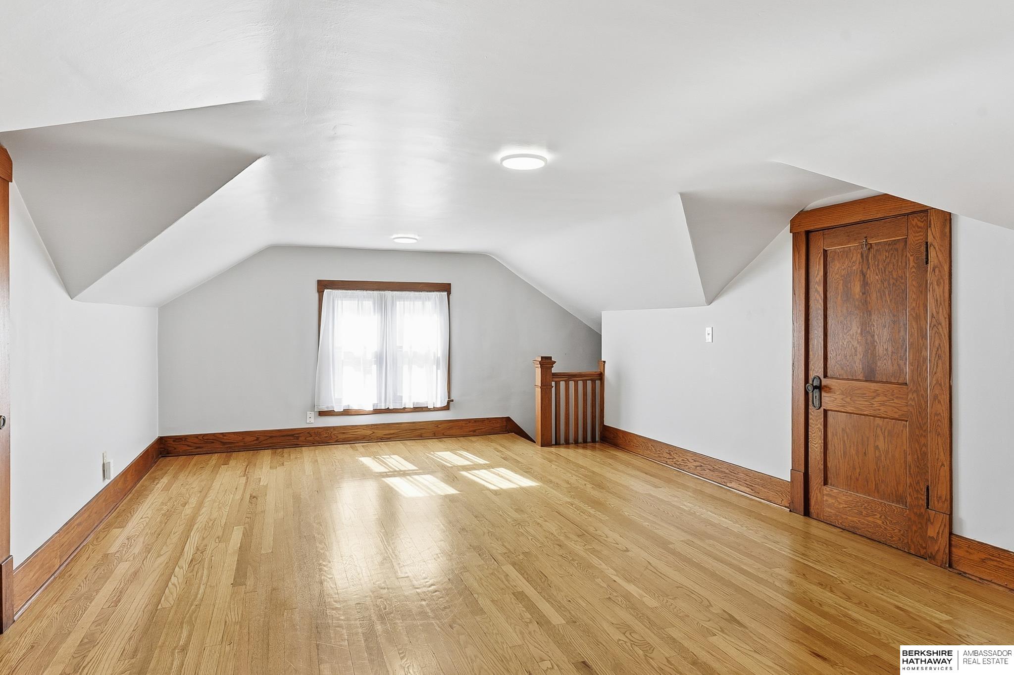 Omaha, Nebraska 68112, United States, 3 Bedrooms Bedrooms, ,1 BathroomBathrooms,Residential,Active,236724