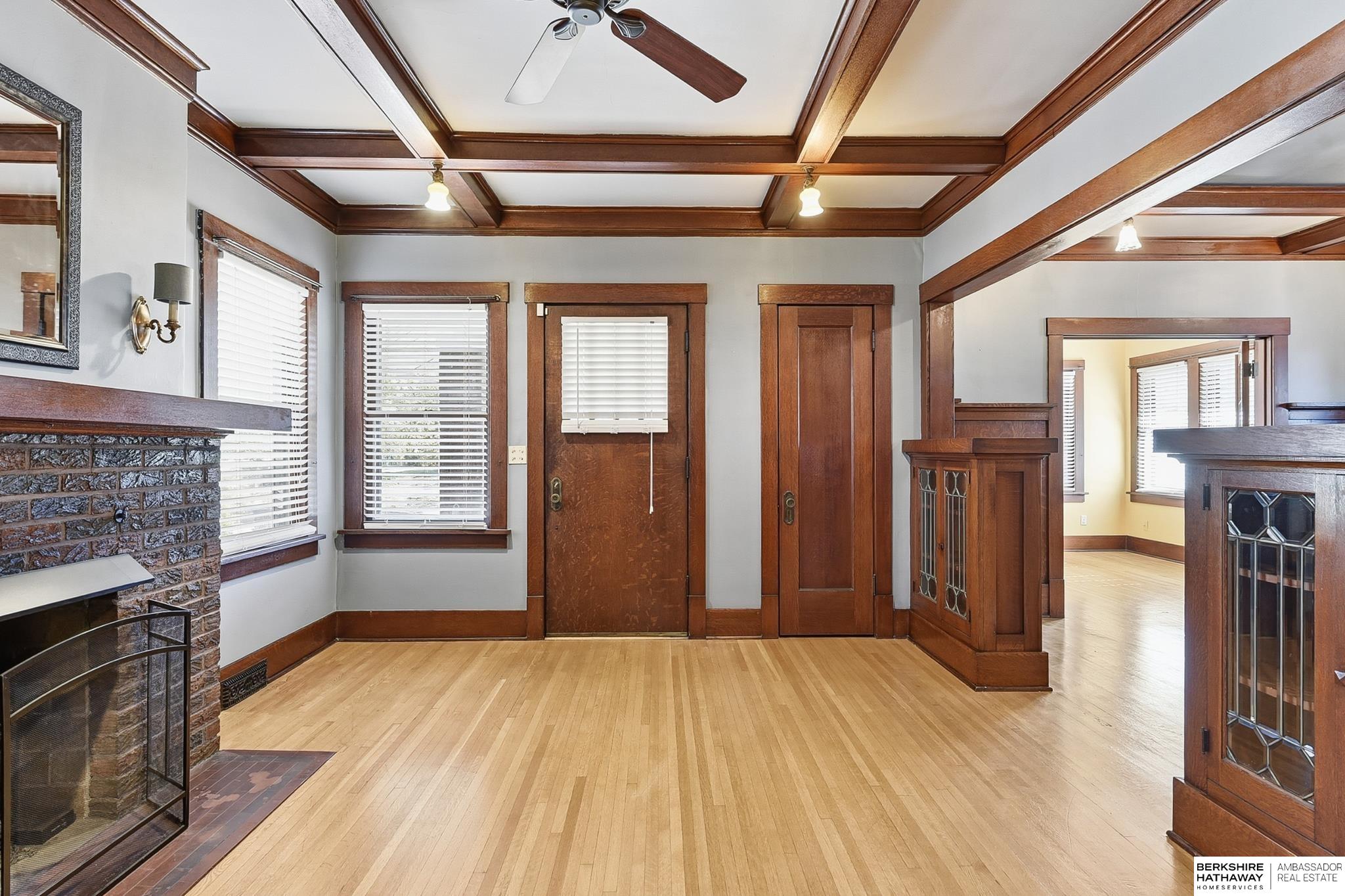 Omaha, Nebraska 68112, United States, 3 Bedrooms Bedrooms, ,1 BathroomBathrooms,Residential,Active,236724