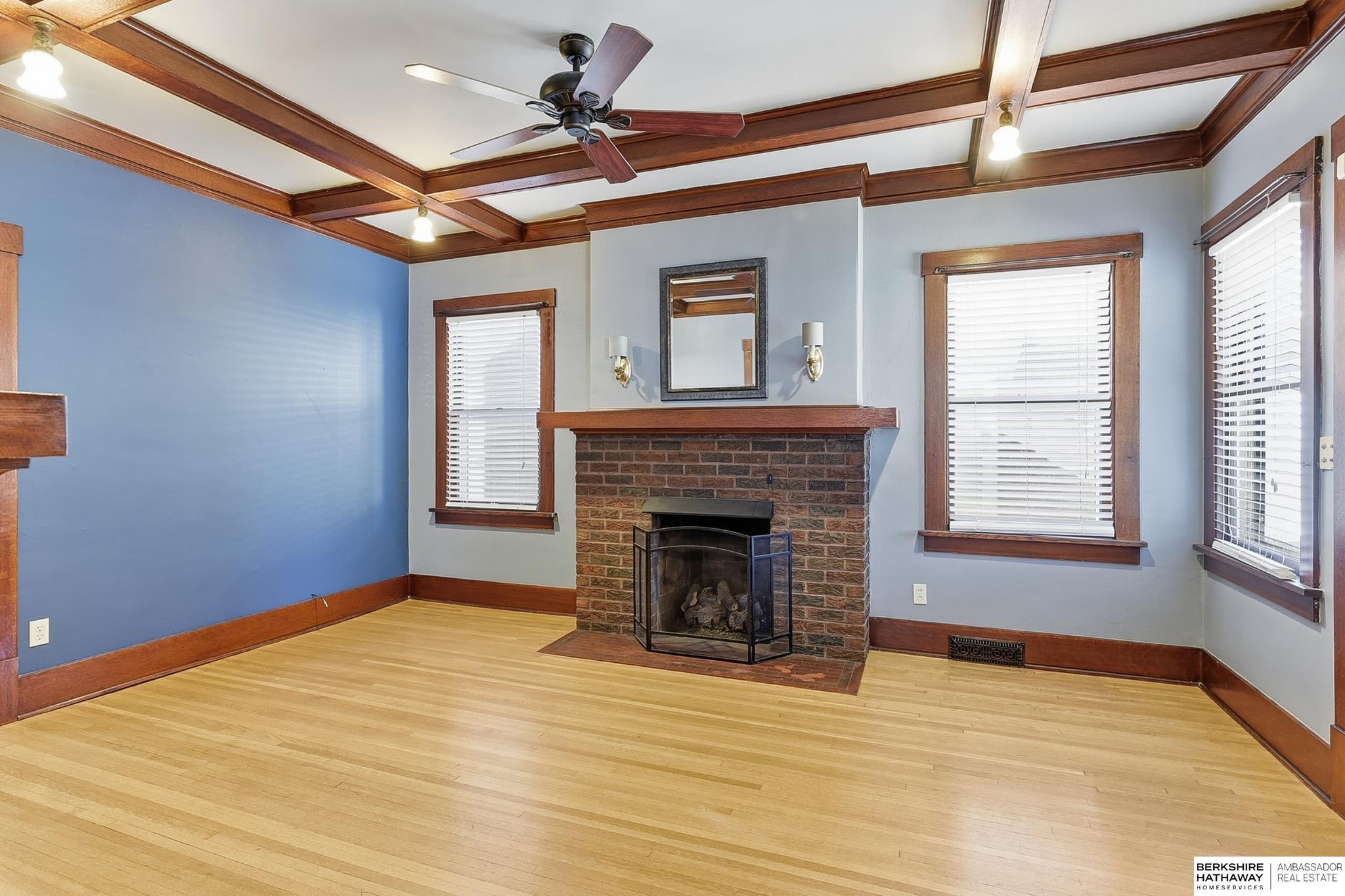 Omaha, Nebraska 68112, United States, 3 Bedrooms Bedrooms, ,1 BathroomBathrooms,Residential,Active,236724