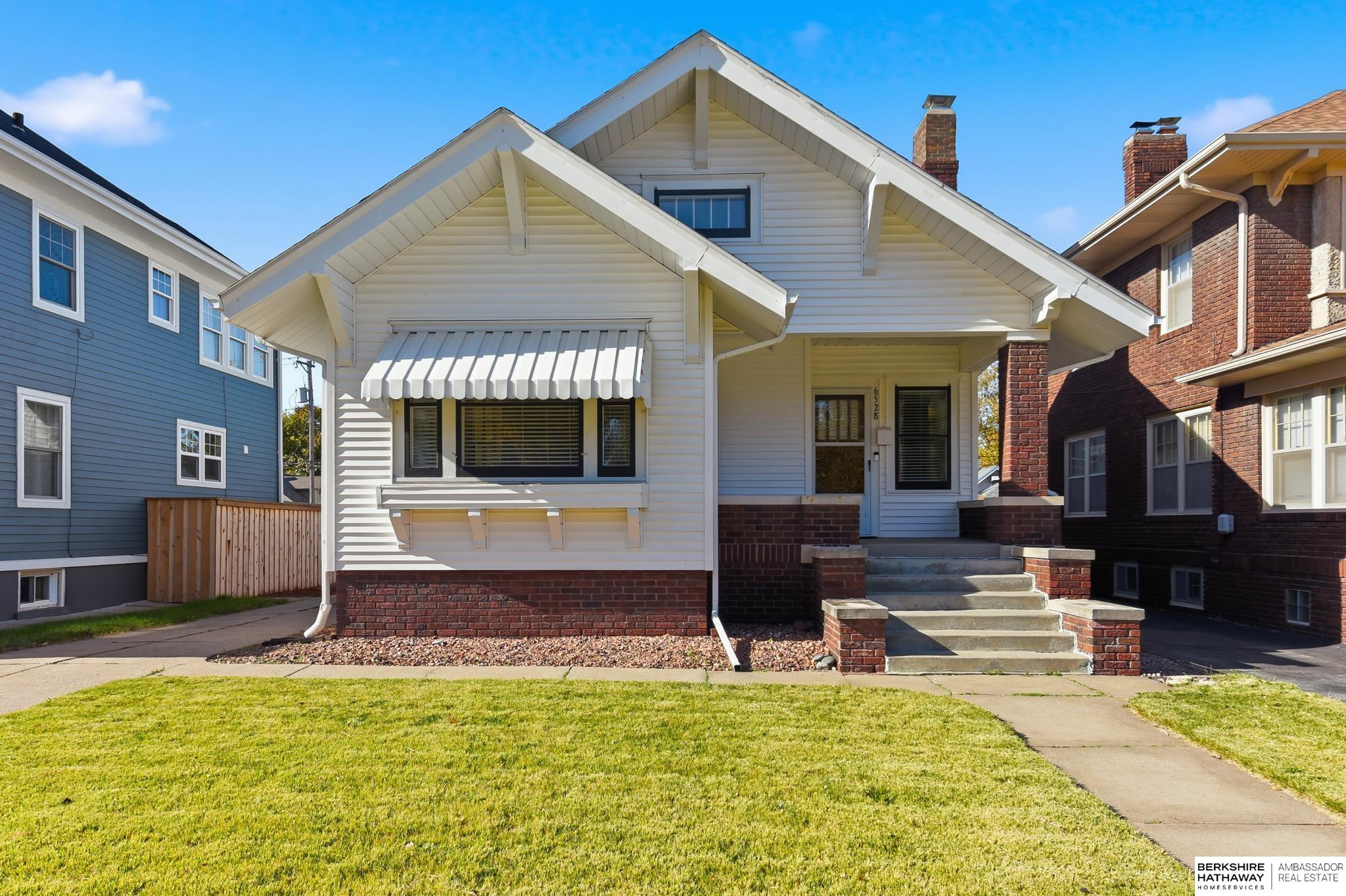 Omaha, Nebraska 68112, United States, 3 Bedrooms Bedrooms, ,1 BathroomBathrooms,Residential,Active,236724