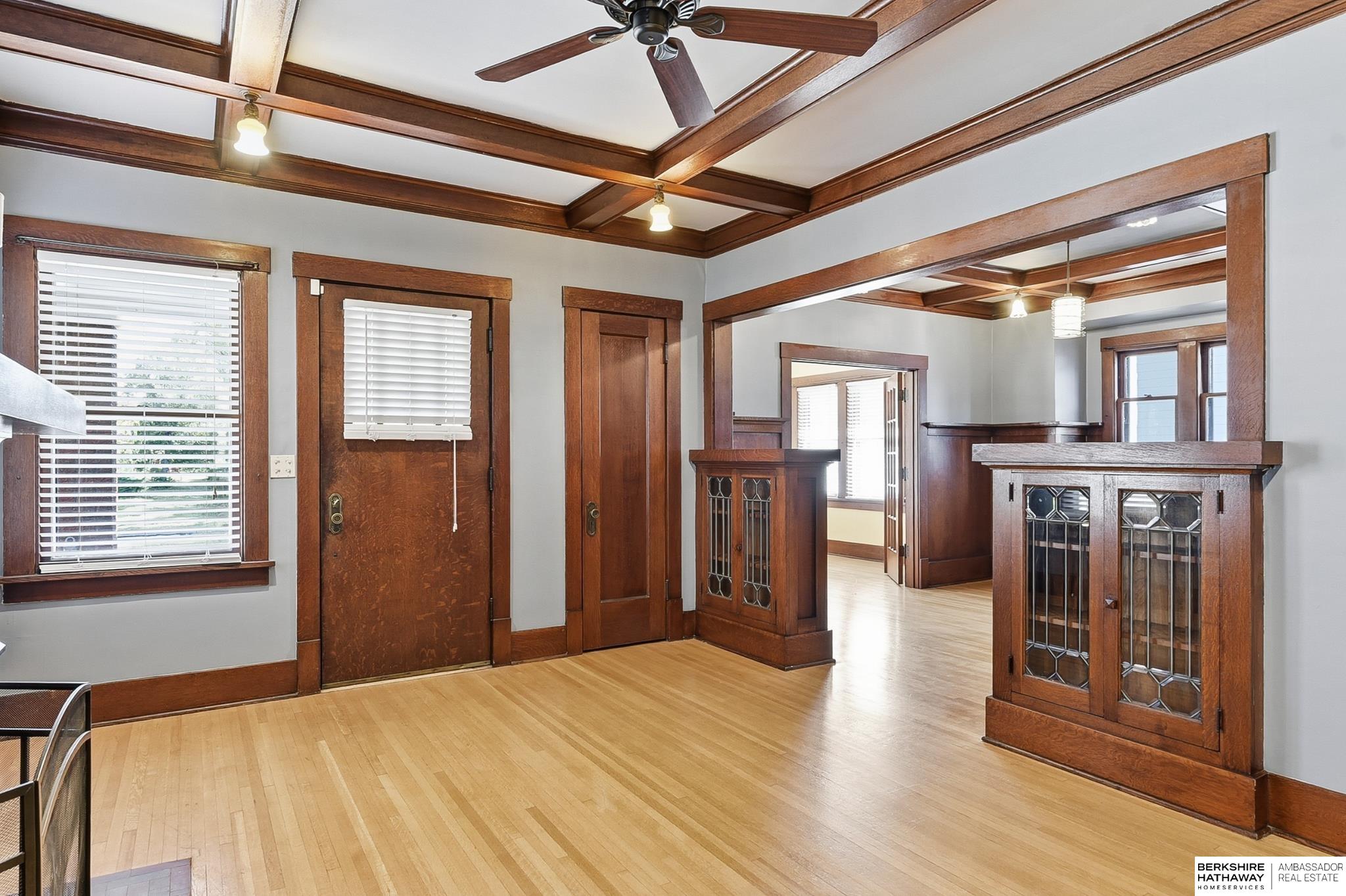 Omaha, Nebraska 68112, United States, 3 Bedrooms Bedrooms, ,1 BathroomBathrooms,Residential,Active,236724