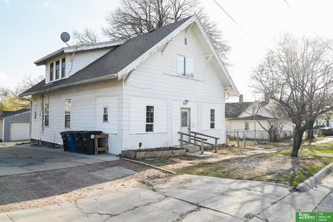 Photo of 2015 W Street, Omaha, NE 68107 (MLS # 22523080)