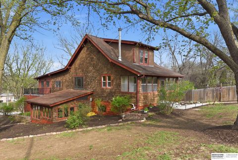 Photo of 1106 Bellevue Boulevard N, Bellevue, NE 68005 (MLS # 22610278)