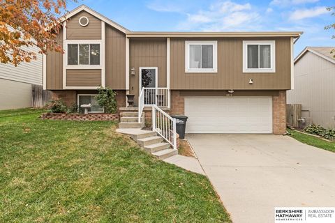 Photo of 8915 N 76 Street, Omaha, NE 68122 (MLS # 22530965) Photo of 8915 N 76 Street, Omaha, NE 68122 (MLS # 22530965)