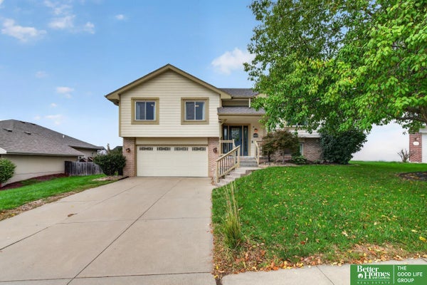 7508 ERNST ST, OMAHA, NE 68122 - Image b3cfc4f3cceb79d8384cf19ae363ea06/1386179204