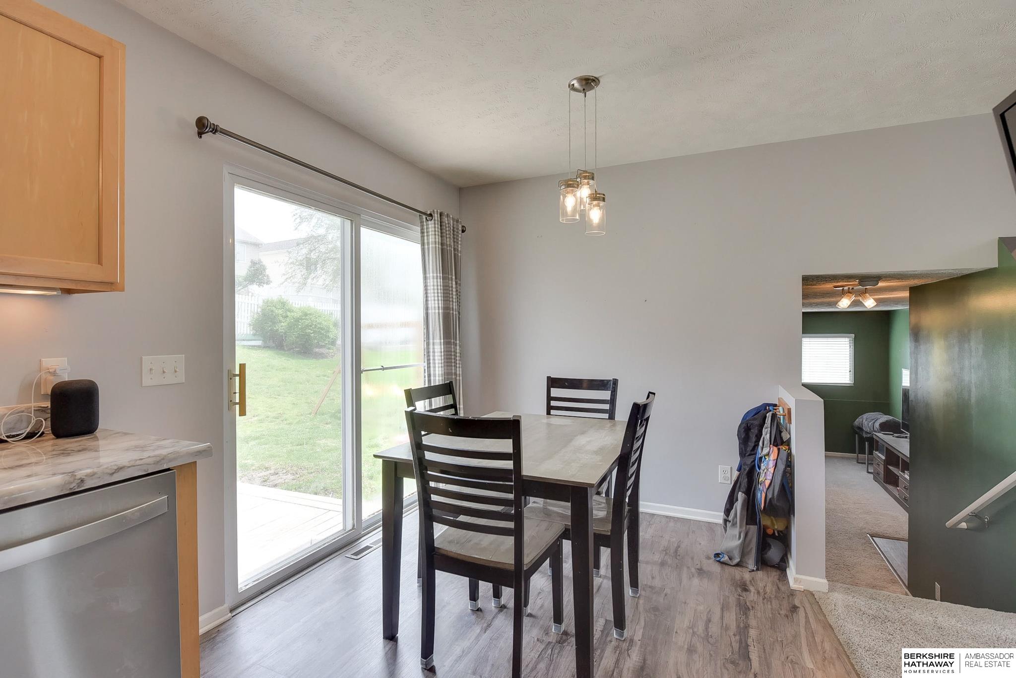 Omaha, Nebraska 68136, United States, 3 Bedrooms Bedrooms, ,2 BathroomsBathrooms,Residential,Pending,118898