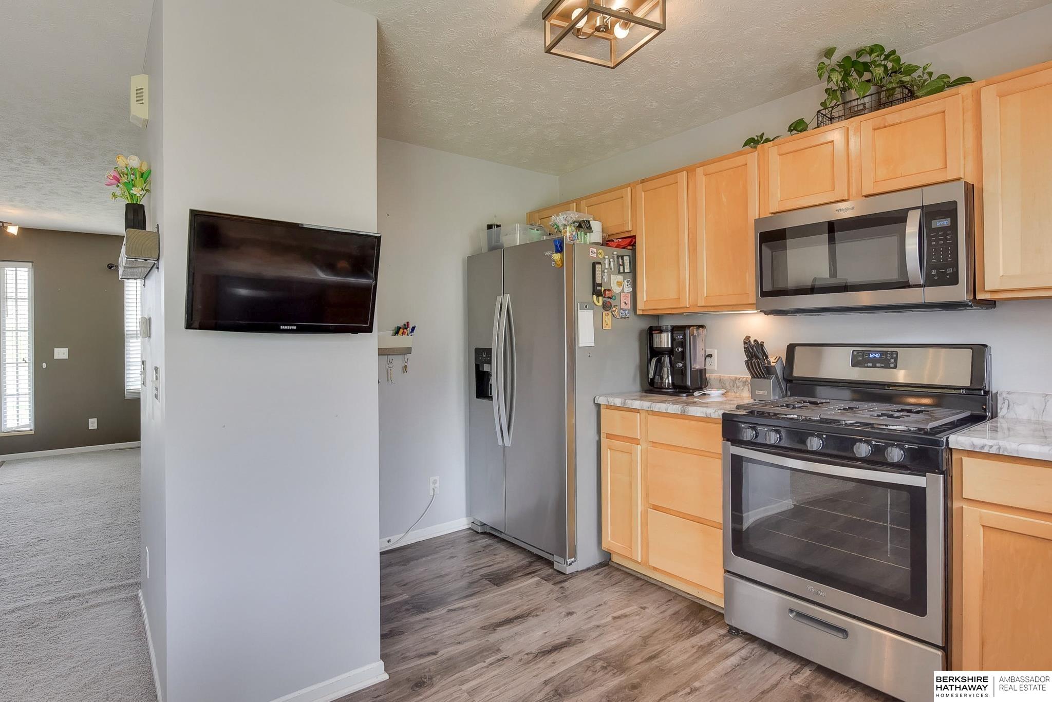 Omaha, Nebraska 68136, United States, 3 Bedrooms Bedrooms, ,2 BathroomsBathrooms,Residential,Pending,118898