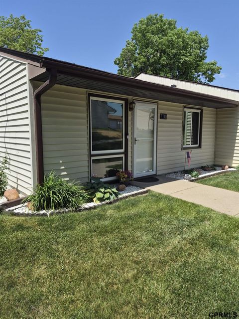 Photo of 5740 Enterprise Drive, Lincoln, NE 68521 (MLS # 22614105)