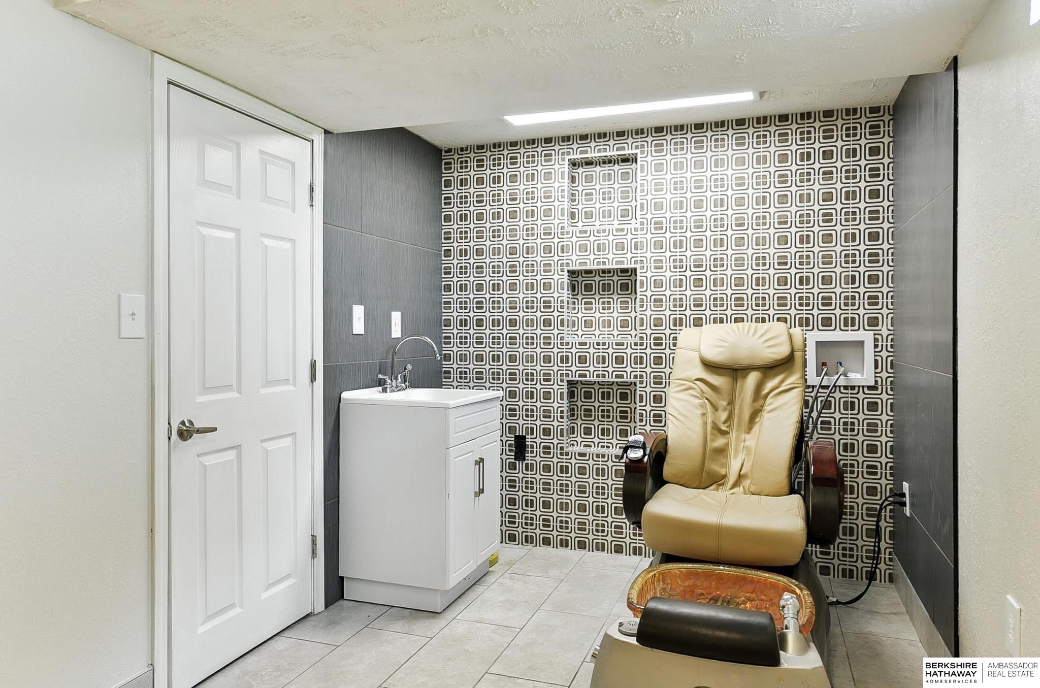 Omaha, Nebraska 68137, United States, 3 Bedrooms Bedrooms, ,2 BathroomsBathrooms,Residential,Active,172542