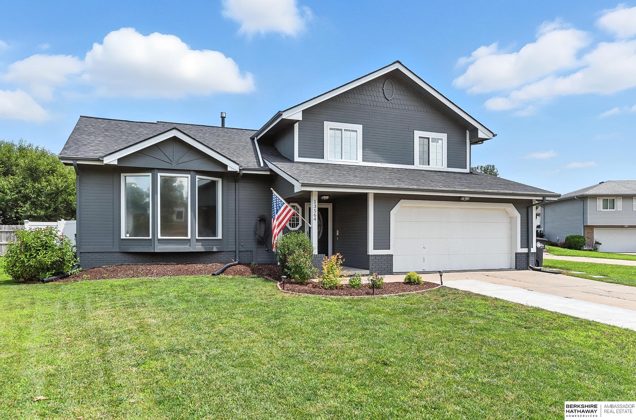 Omaha, Nebraska 68137, United States, 3 Bedrooms Bedrooms, ,2 BathroomsBathrooms,Residential,Active,172542