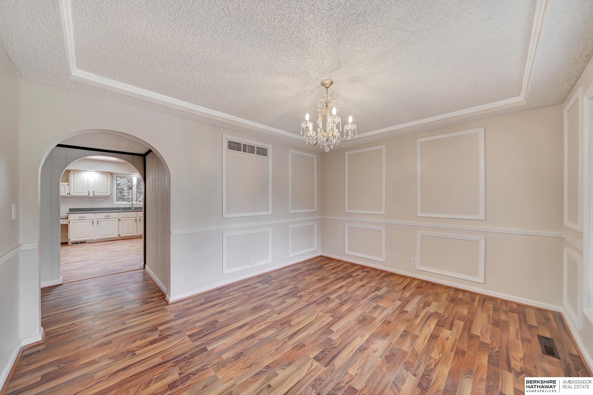 Lincoln, Nebraska 68506, United States, 4 Bedrooms Bedrooms, ,5 BathroomsBathrooms,Residential,Active,97945