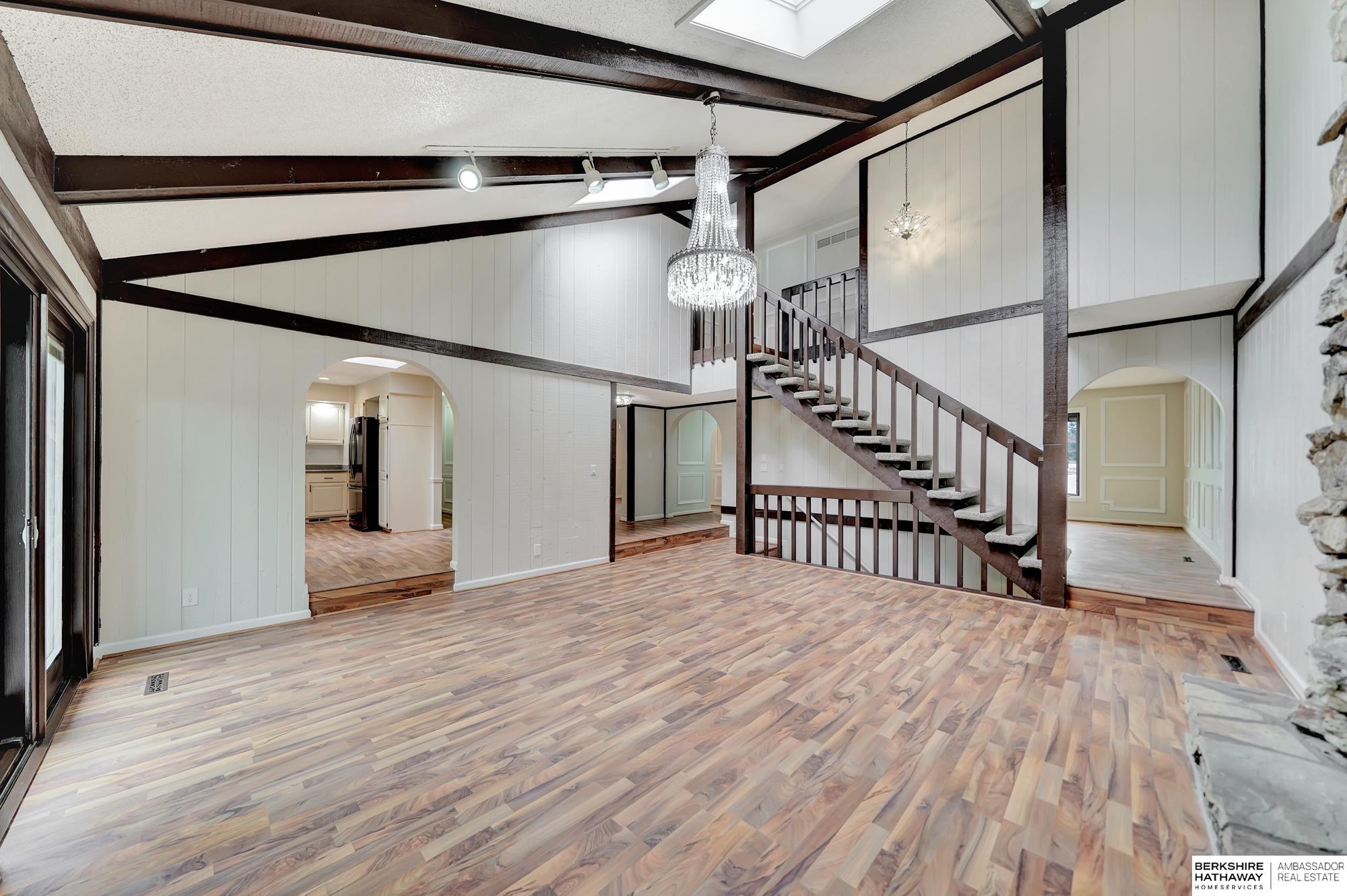 Lincoln, Nebraska 68506, United States, 4 Bedrooms Bedrooms, ,5 BathroomsBathrooms,Residential,Active,97945