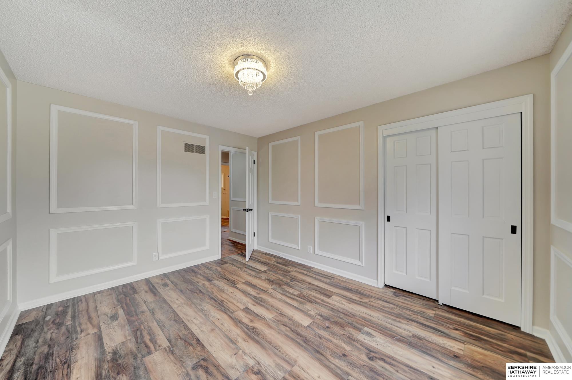 Lincoln, Nebraska 68506, United States, 4 Bedrooms Bedrooms, ,5 BathroomsBathrooms,Residential,Active,97945