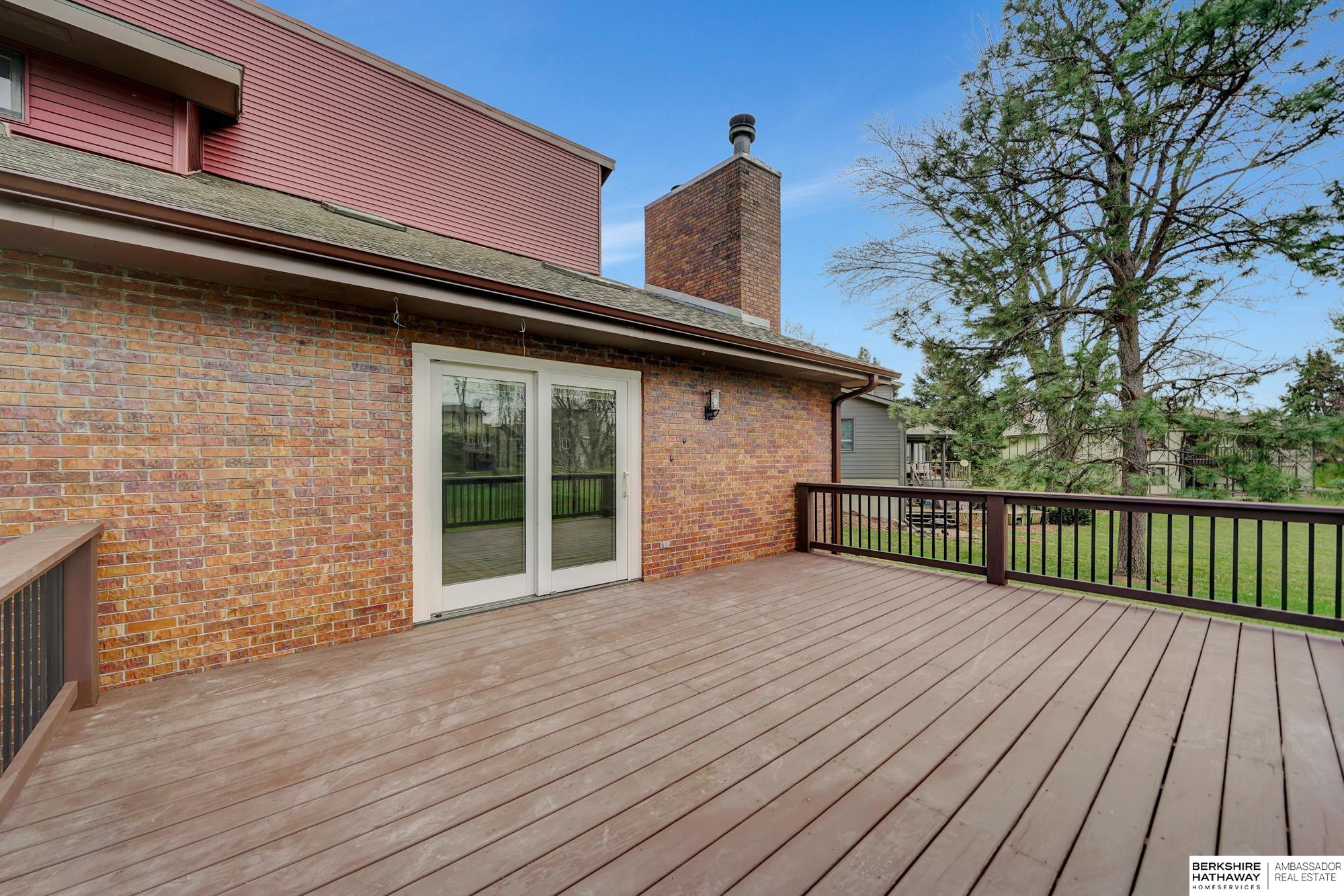 Lincoln, Nebraska 68506, United States, 4 Bedrooms Bedrooms, ,5 BathroomsBathrooms,Residential,Active,97945