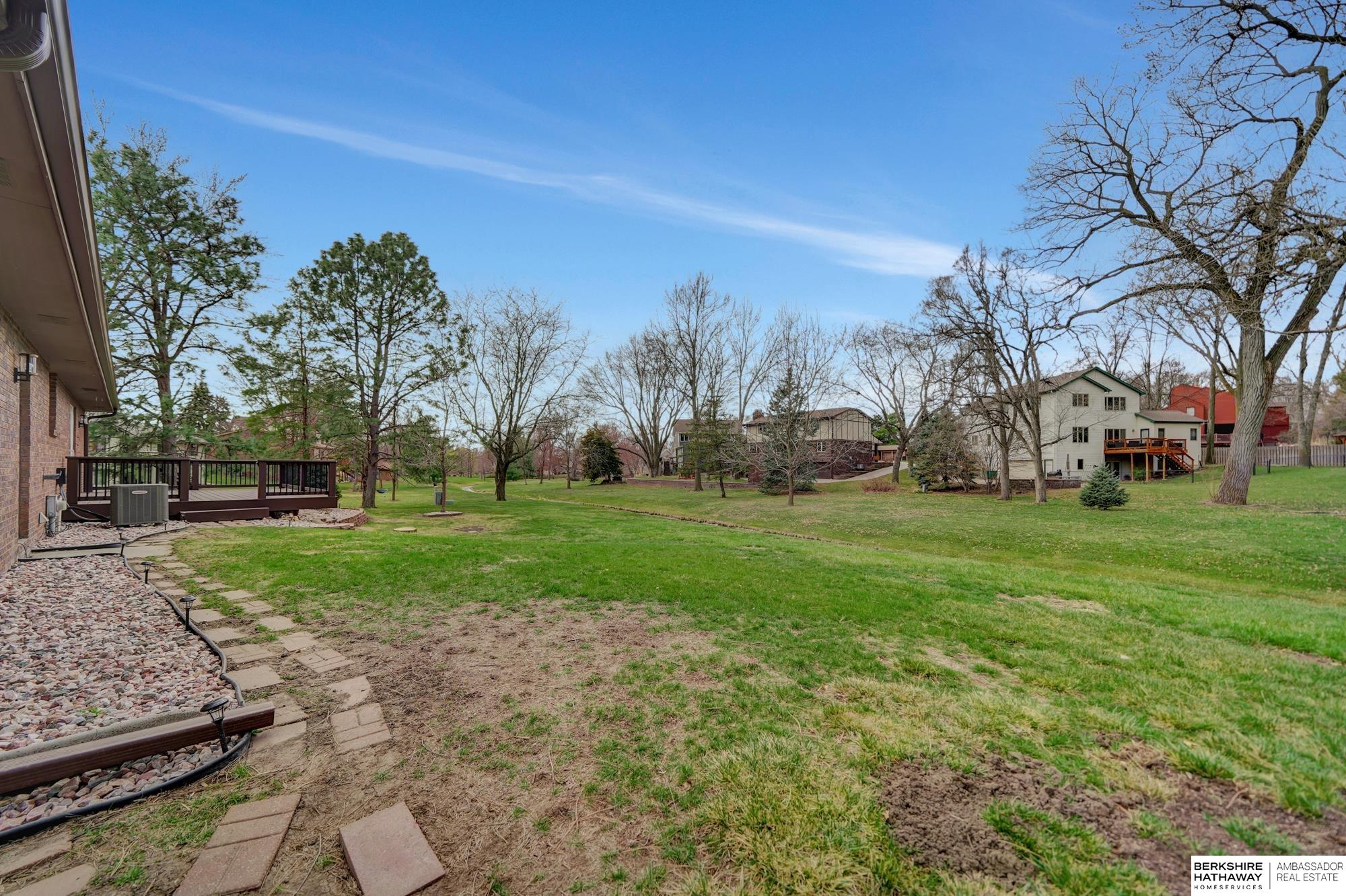 Lincoln, Nebraska 68506, United States, 4 Bedrooms Bedrooms, ,5 BathroomsBathrooms,Residential,Active,97945