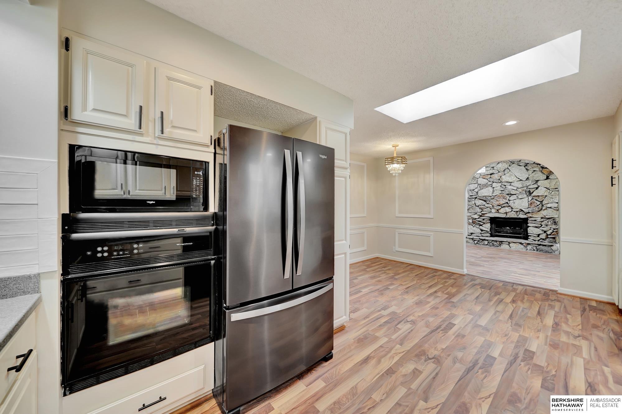 Lincoln, Nebraska 68506, United States, 4 Bedrooms Bedrooms, ,5 BathroomsBathrooms,Residential,Active,97945