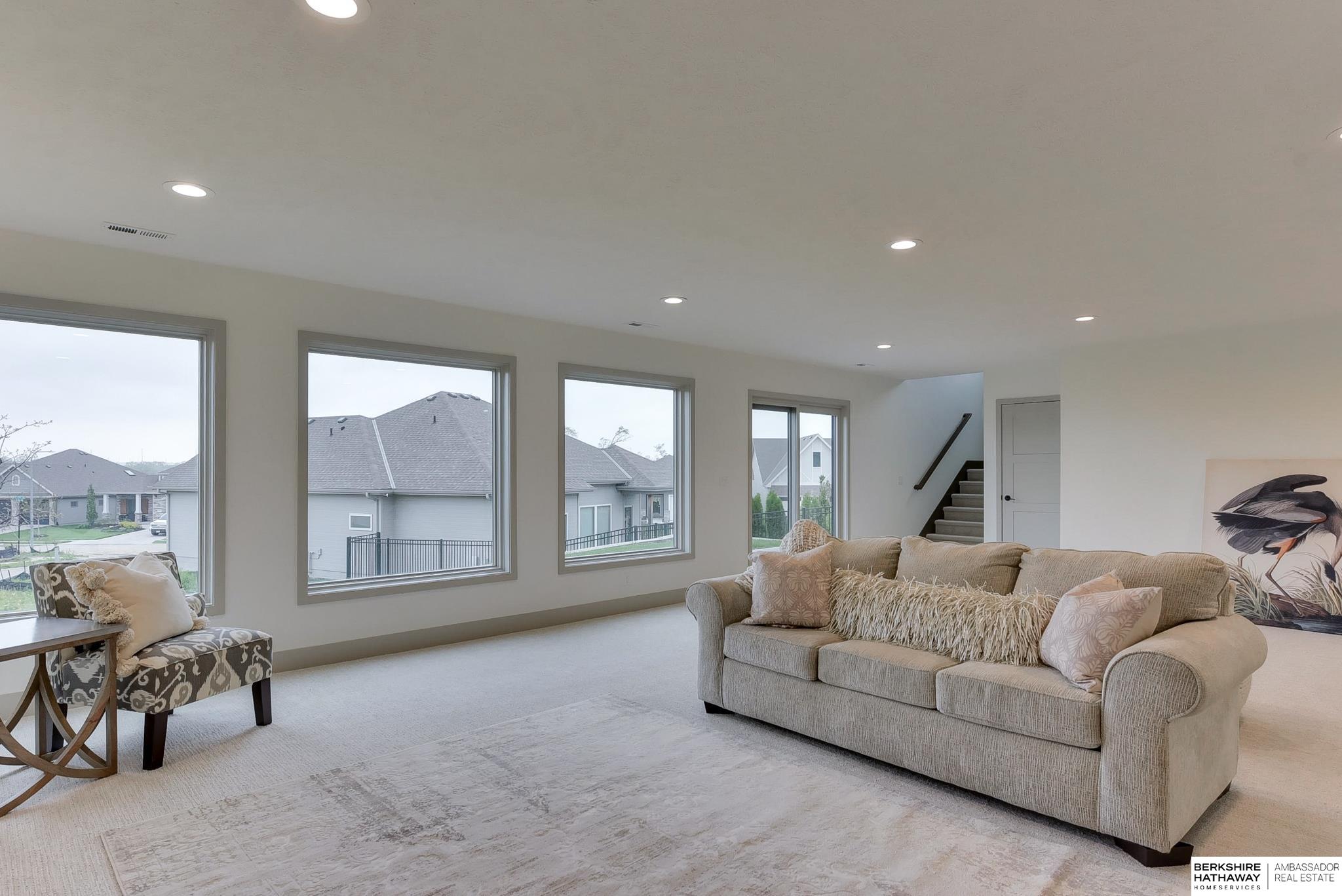 Omaha, Nebraska 68138, United States, 4 Bedrooms Bedrooms, ,3 BathroomsBathrooms,Residential,Active,119881