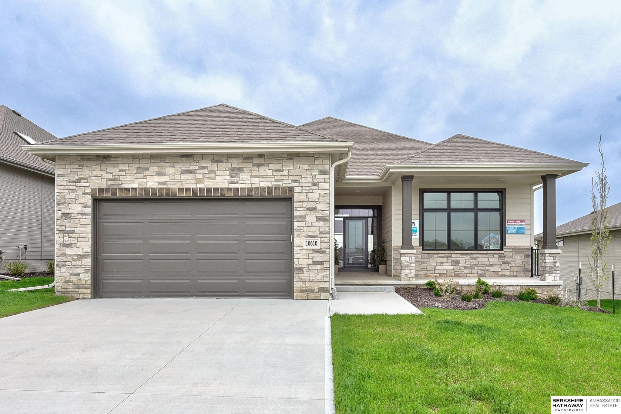 Omaha, Nebraska 68138, United States, 4 Bedrooms Bedrooms, ,3 BathroomsBathrooms,Residential,Active,119881