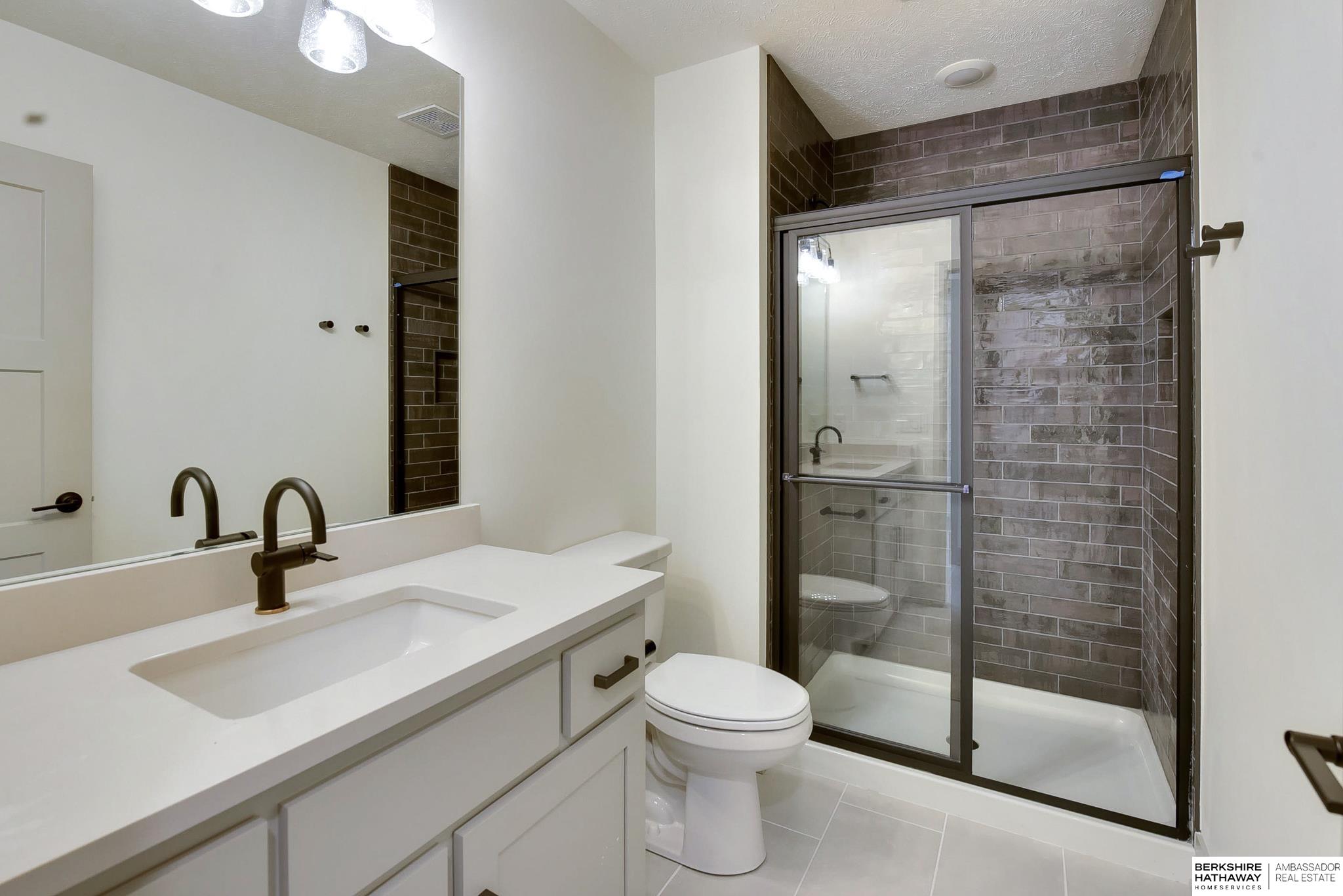 Omaha, Nebraska 68138, United States, 4 Bedrooms Bedrooms, ,3 BathroomsBathrooms,Residential,Active,119881