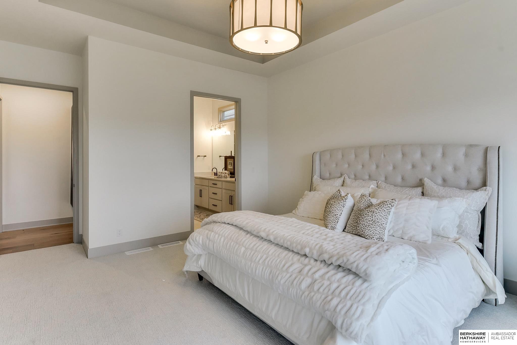 Omaha, Nebraska 68138, United States, 4 Bedrooms Bedrooms, ,3 BathroomsBathrooms,Residential,Active,119881