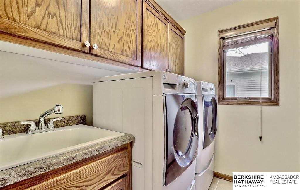 Fremont, Nebraska 68025, United States, 3 Bedrooms Bedrooms, ,3 BathroomsBathrooms,Residential,Active,224415