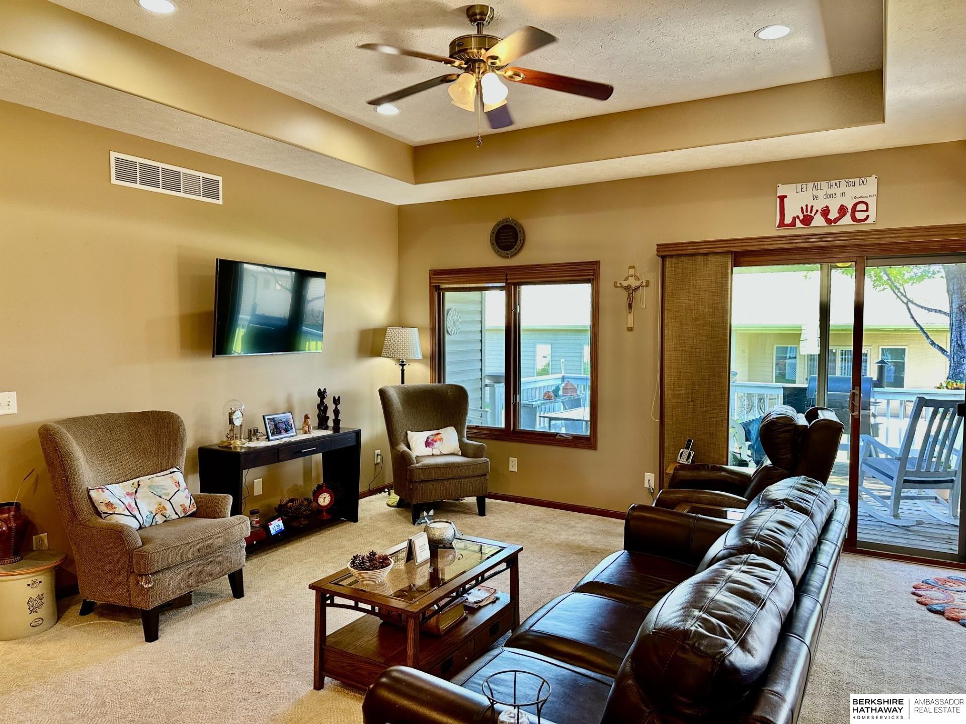 Fremont, Nebraska 68025, United States, 3 Bedrooms Bedrooms, ,3 BathroomsBathrooms,Residential,Active,224415