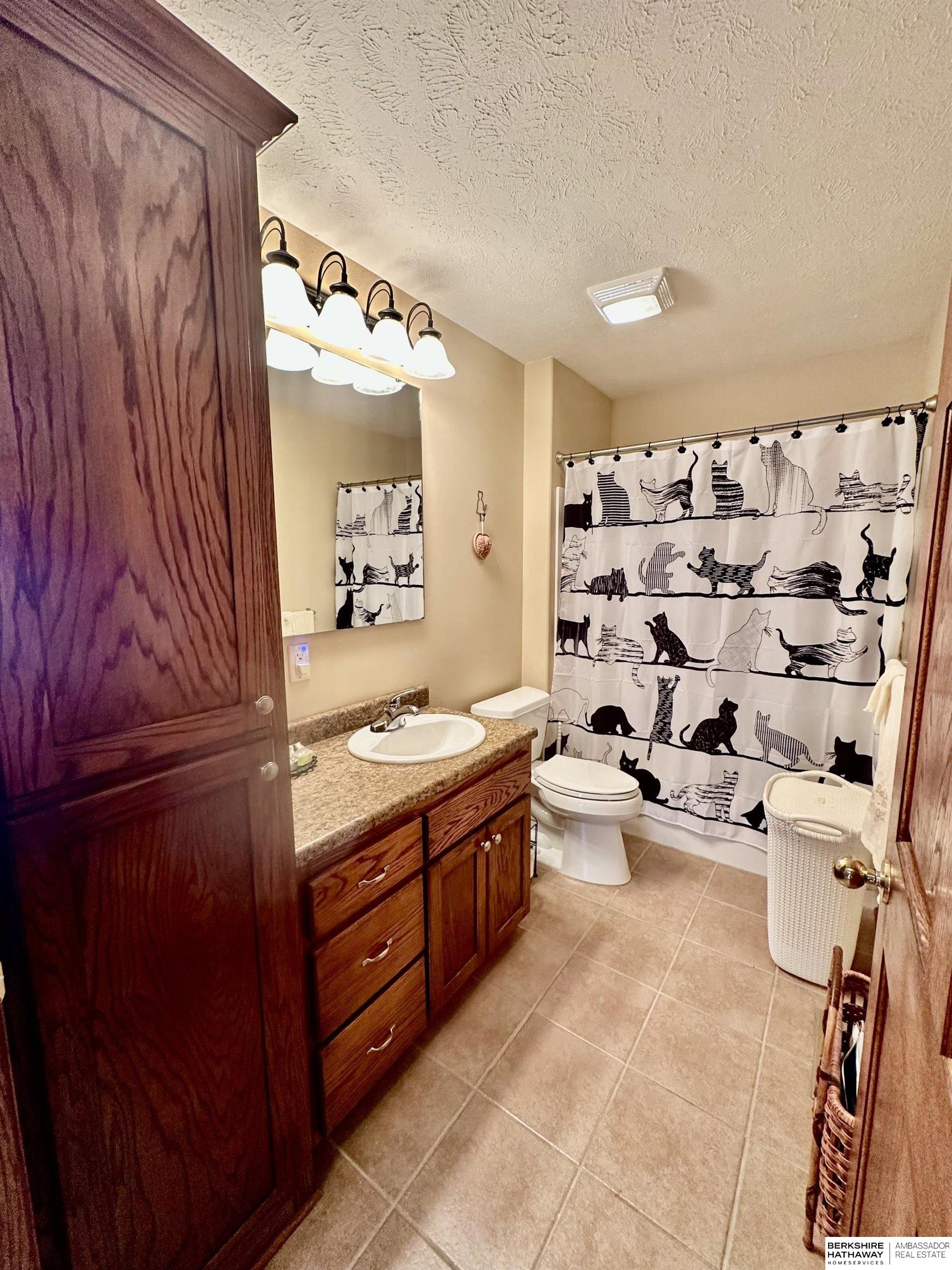 Fremont, Nebraska 68025, United States, 3 Bedrooms Bedrooms, ,3 BathroomsBathrooms,Residential,Active,224415