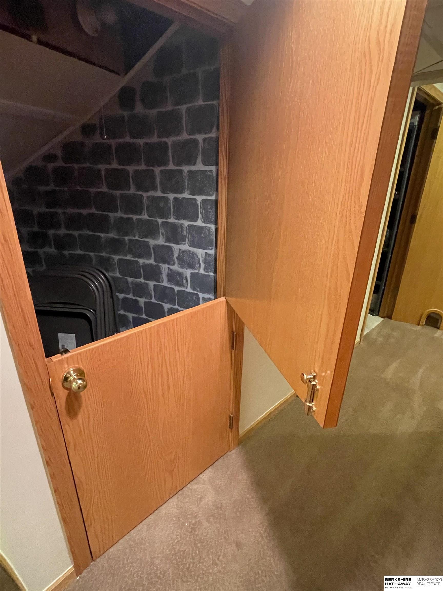 Omaha, Nebraska 68164, United States, 4 Bedrooms Bedrooms, ,4 BathroomsBathrooms,Residential,Active,149574