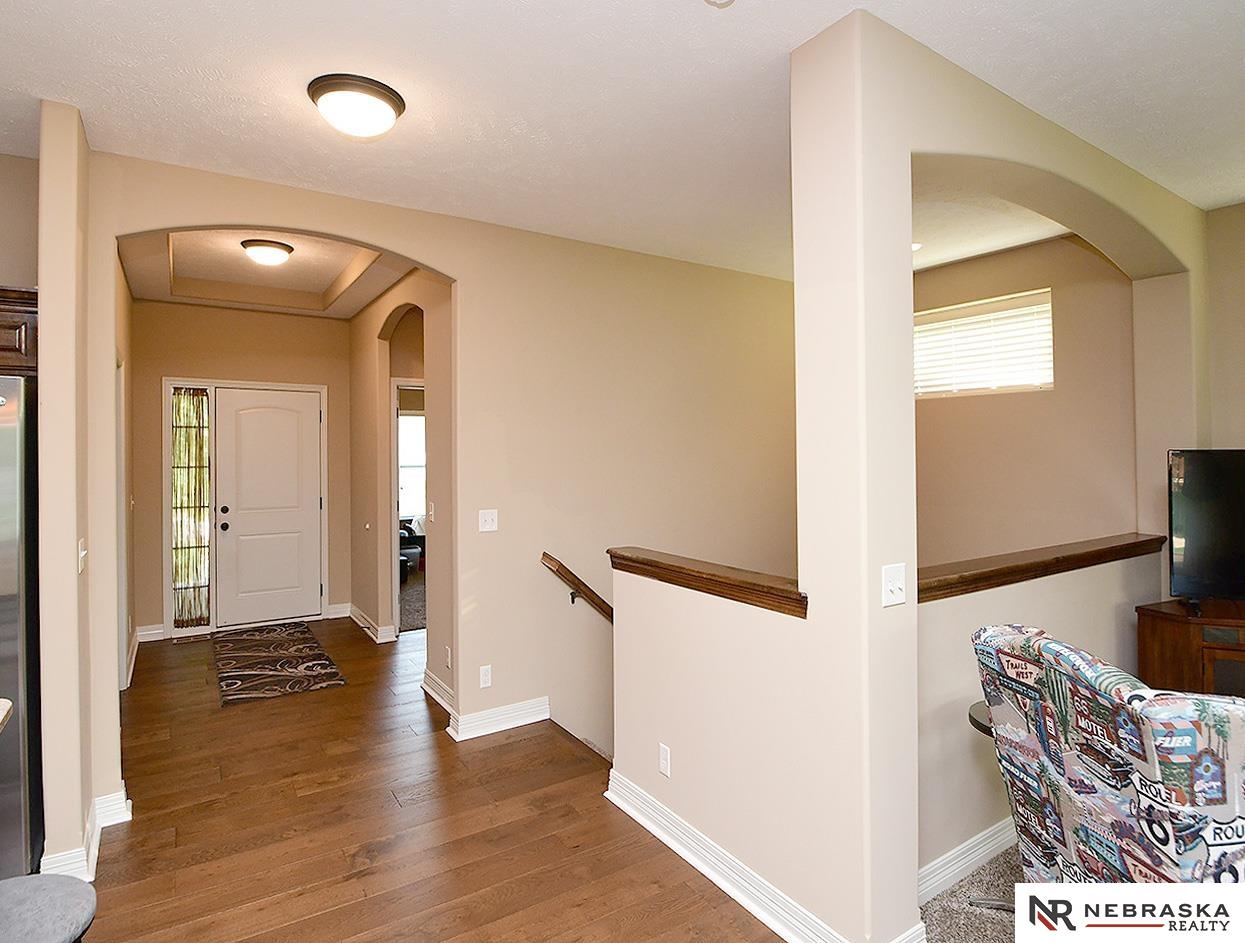 Omaha, Nebraska 68135, United States, 4 Bedrooms Bedrooms, ,3 BathroomsBathrooms,Residential,Active,241676