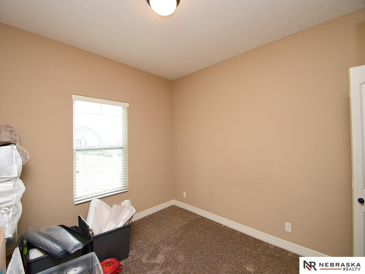 Omaha, Nebraska 68135, United States, 4 Bedrooms Bedrooms, ,3 BathroomsBathrooms,Residential,Active,241676