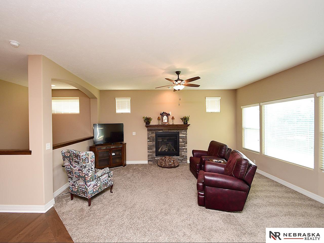 Omaha, Nebraska 68135, United States, 4 Bedrooms Bedrooms, ,3 BathroomsBathrooms,Residential,Active,241676