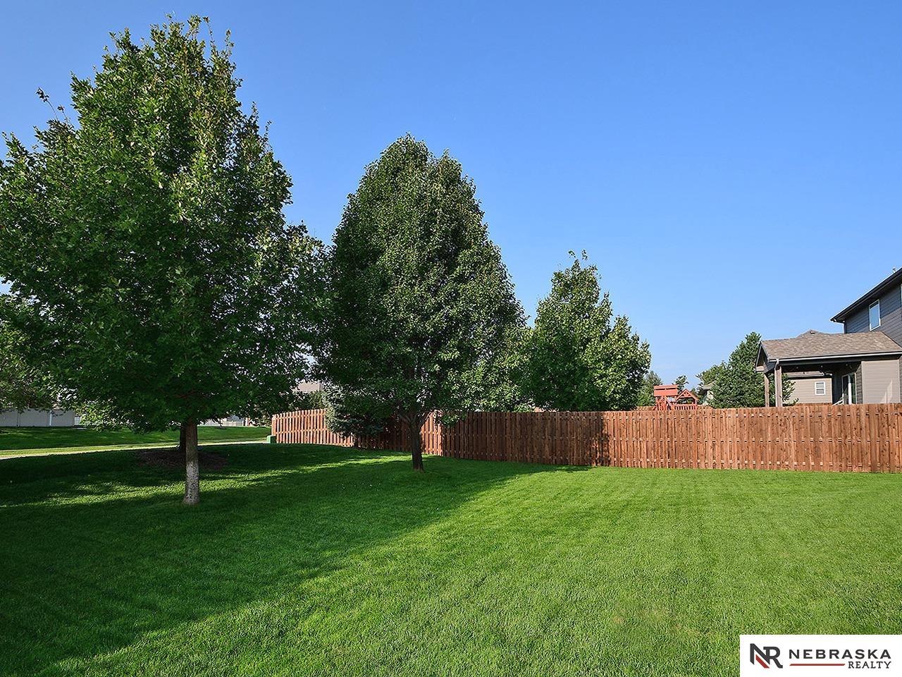 Omaha, Nebraska 68135, United States, 4 Bedrooms Bedrooms, ,3 BathroomsBathrooms,Residential,Active,241676