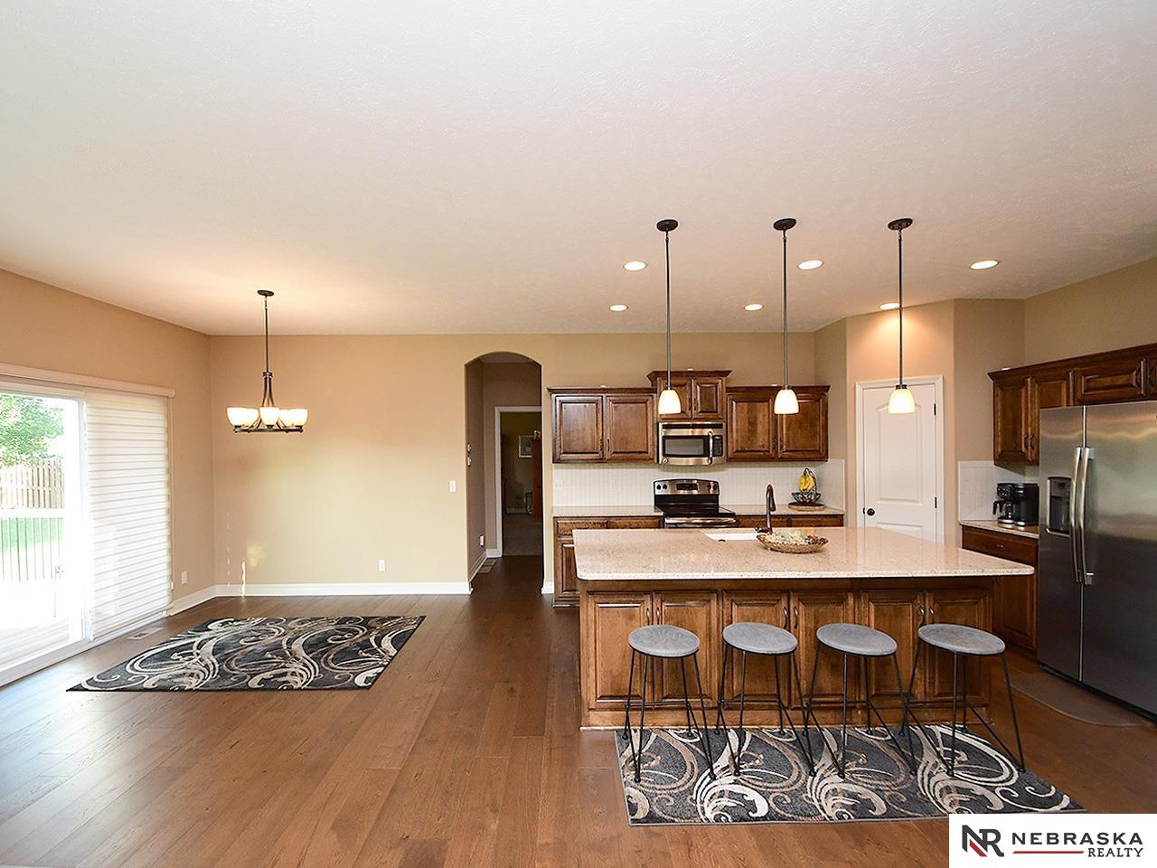 Omaha, Nebraska 68135, United States, 4 Bedrooms Bedrooms, ,3 BathroomsBathrooms,Residential,Active,241676