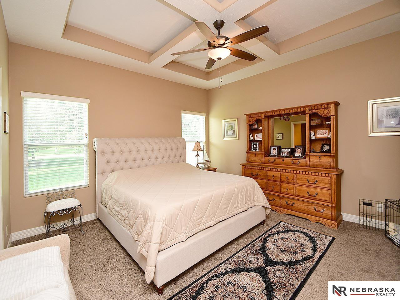 Omaha, Nebraska 68135, United States, 4 Bedrooms Bedrooms, ,3 BathroomsBathrooms,Residential,Active,241676