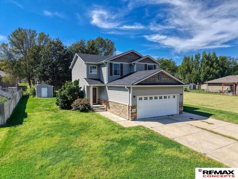 Photo of 1453 N Columbia Avenue, Seward, NE 68434 (MLS # 22626472)
