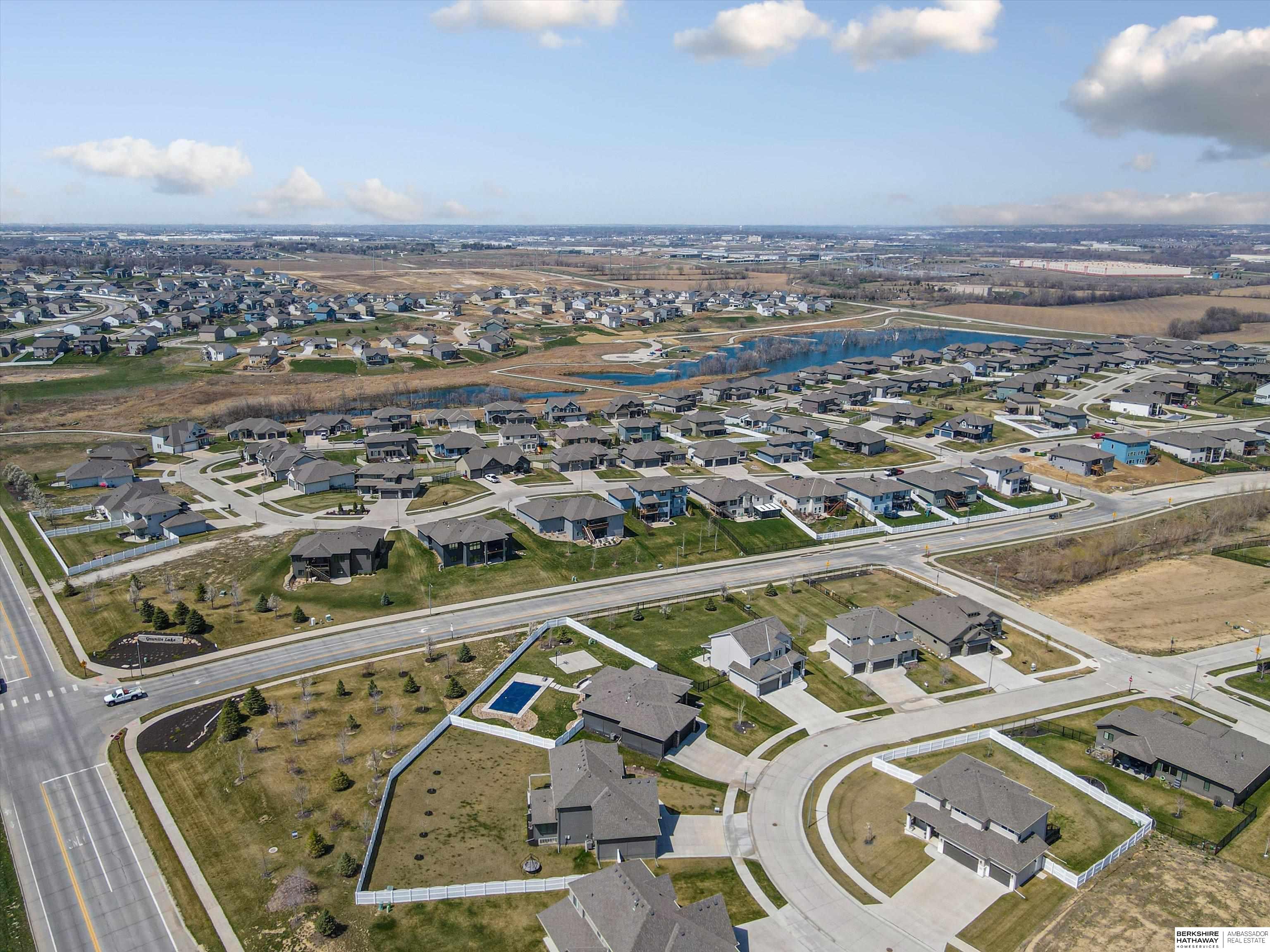 Papillion, Nebraska 68046, United States, 5 Bedrooms Bedrooms, ,4 BathroomsBathrooms,Residential,Pending,110750