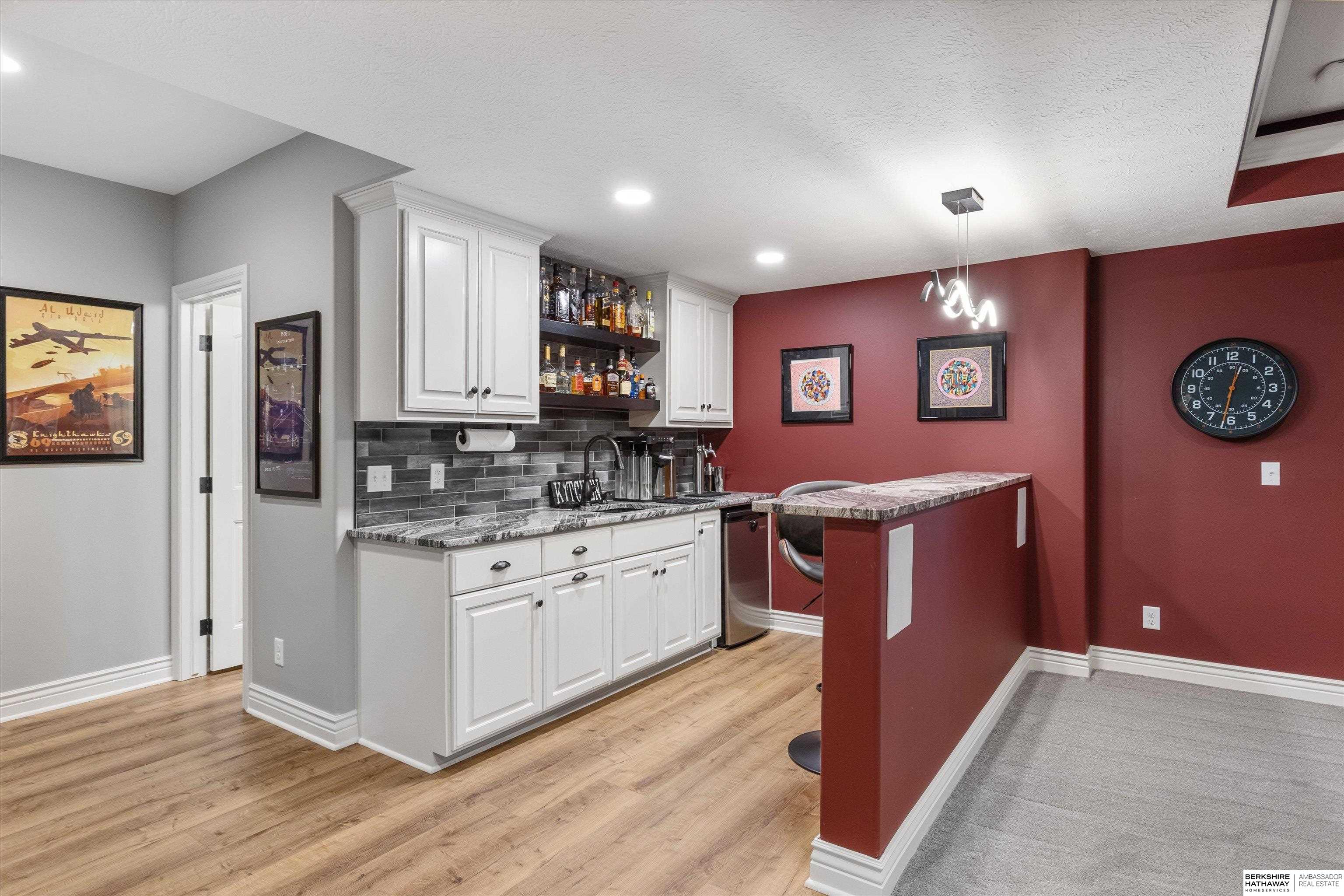 Papillion, Nebraska 68046, United States, 5 Bedrooms Bedrooms, ,4 BathroomsBathrooms,Residential,Pending,110750