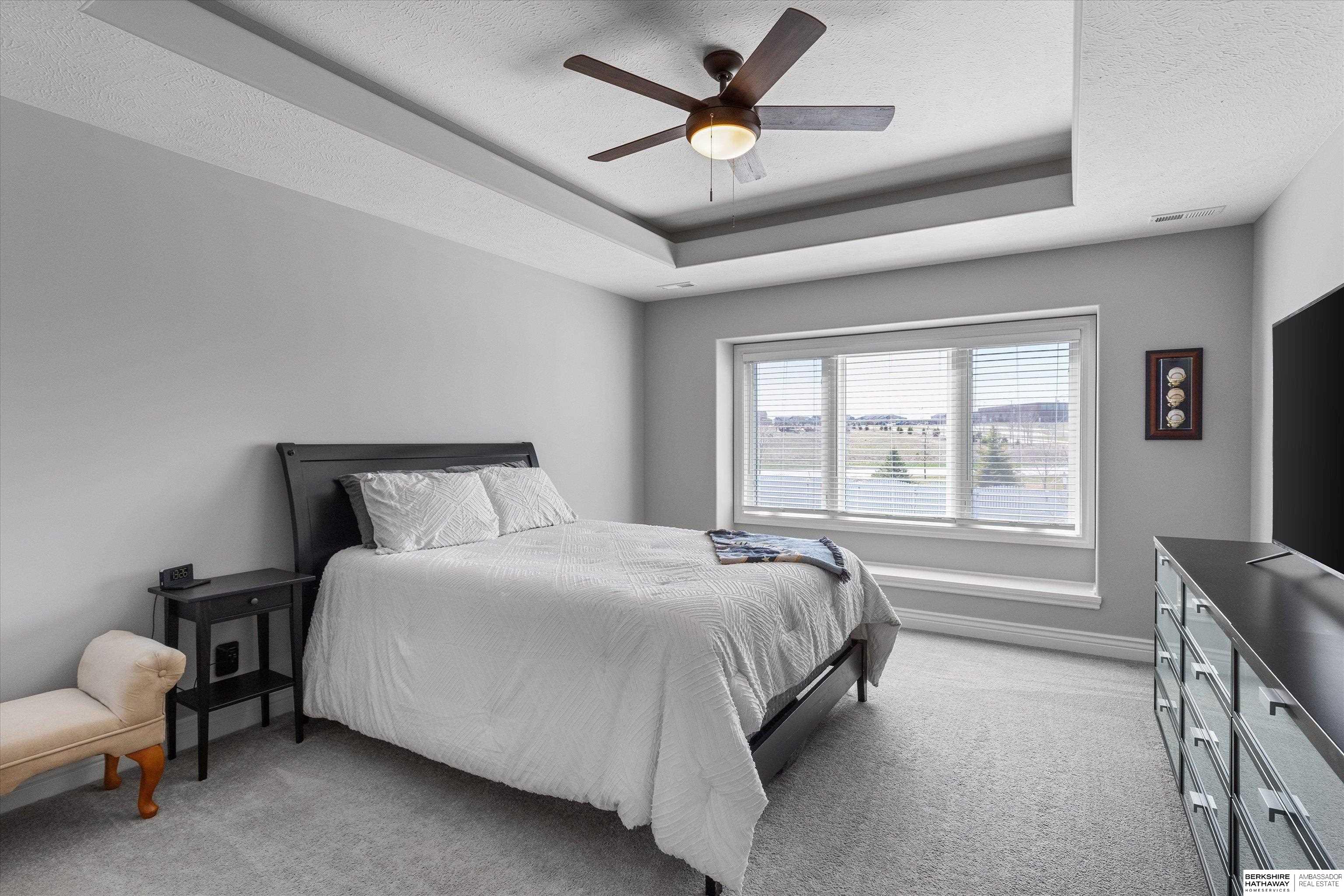 Papillion, Nebraska 68046, United States, 5 Bedrooms Bedrooms, ,4 BathroomsBathrooms,Residential,Pending,110750